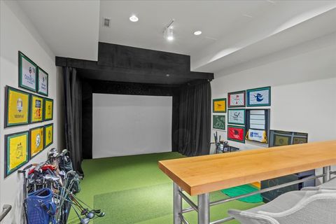 Tiny photo for 4 Indian Hill Road, Winnetka, IL 60093 (MLS # 12549096)