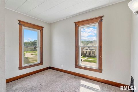 Tiny photo for 2621 5 1/2 Avenue, Rock Island, IL 61201 (MLS # 12573462)