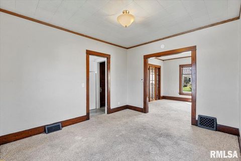 Tiny photo for 2621 5 1/2 Avenue, Rock Island, IL 61201 (MLS # 12573462)