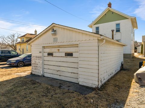 Tiny photo for 2621 5 1/2 Avenue, Rock Island, IL 61201 (MLS # 12573462)