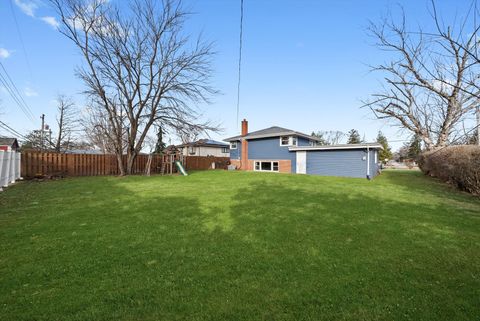 Tiny photo for 6839 W 127th Street, Palos Heights, IL 60463 (MLS # 12547567)