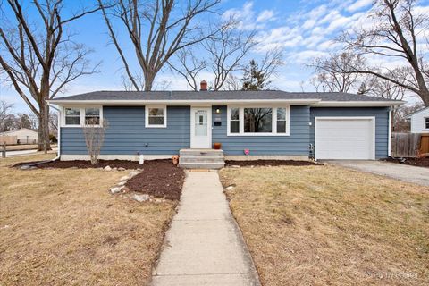 392 W Margaret Terrace Cary IL 60013