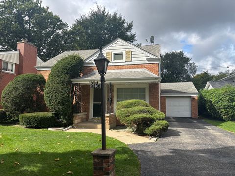 8836 Mansfield Avenue Morton Grove IL 60053