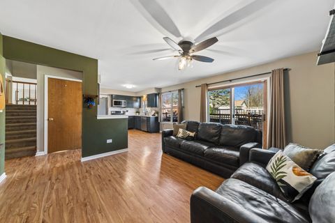 Tiny photo for 1940 Tanglewood Drive, Algonquin, IL 60102 (MLS # 12613868)