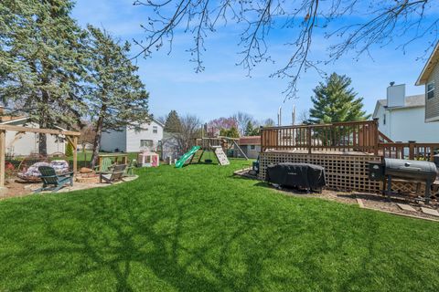 Tiny photo for 1940 Tanglewood Drive, Algonquin, IL 60102 (MLS # 12613868)