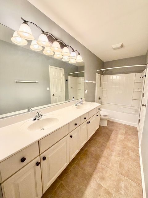 Tiny photo for 898 Emerald Drive, Pingree Grove, IL 60140 (MLS # 12530847)