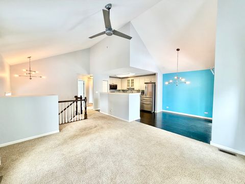 Tiny photo for 898 Emerald Drive, Pingree Grove, IL 60140 (MLS # 12530847)