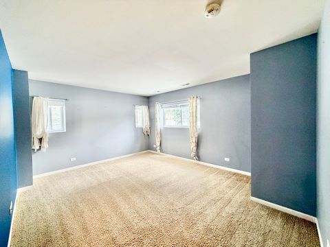 Tiny photo for 898 Emerald Drive, Pingree Grove, IL 60140 (MLS # 12530847)