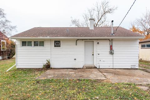 Tiny photo for 922 Landon Avenue, Winthrop Harbor, IL 60096 (MLS # 12524028)