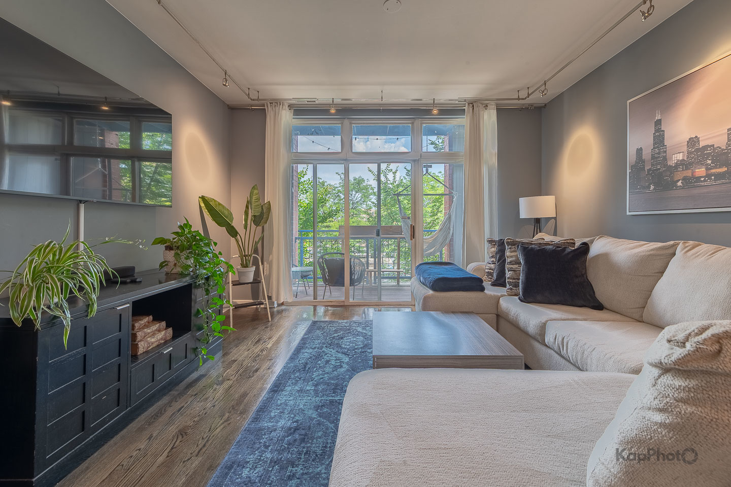 1151 W Washington Boulevard 122