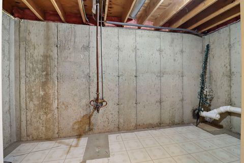 Tiny photo for 1039 S Pleasant Hill Gate, Waukegan, IL 60085 (MLS # 12446859)