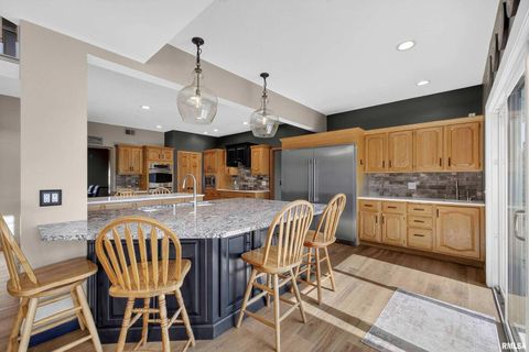 Tiny photo for 2919 E 44TH Court, Davenport, IA 52807 (MLS # QC4267530)