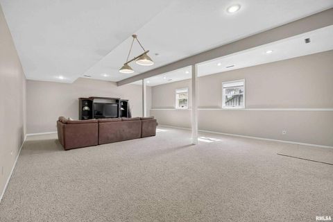 Tiny photo for 2919 E 44TH Court, Davenport, IA 52807 (MLS # QC4267530)