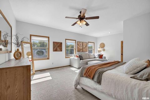 Tiny photo for 2919 E 44TH Court, Davenport, IA 52807 (MLS # QC4267530)