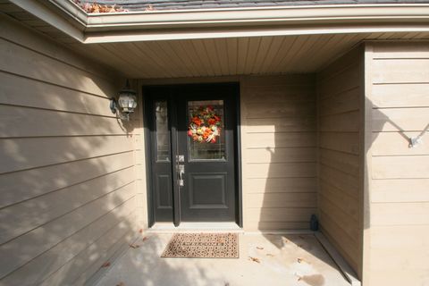 Tiny photo for 29976 Woodfield Drive, Mackinaw, IL 61755 (MLS # 12519372)