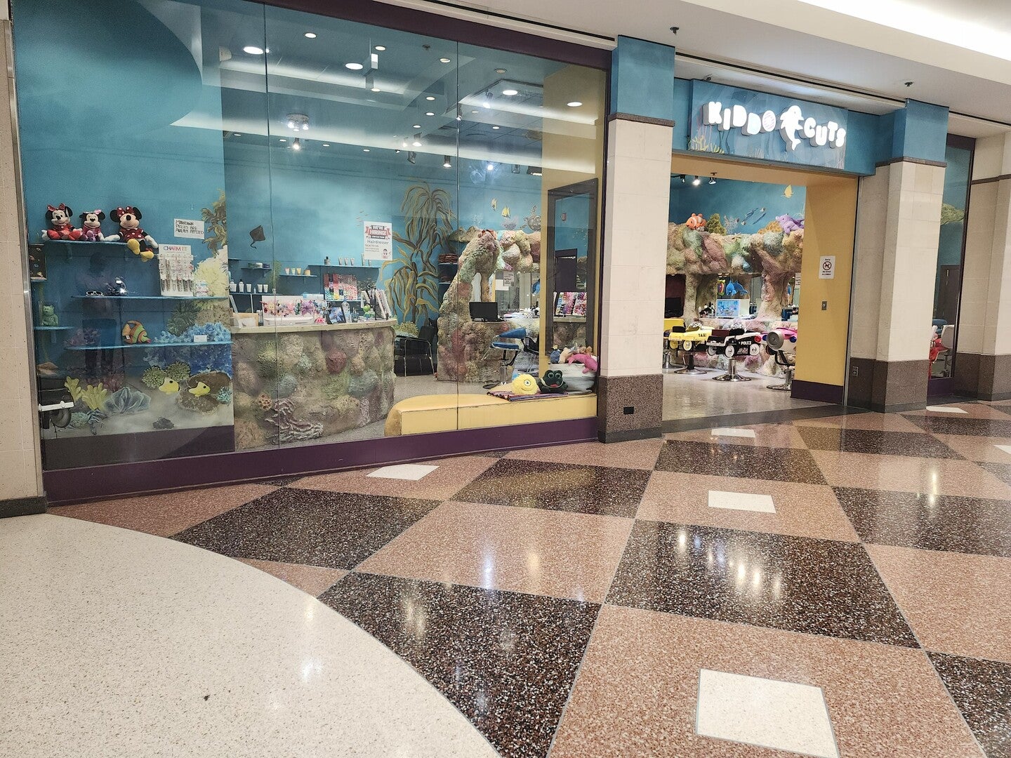 157 Yorktown Shopping Center H