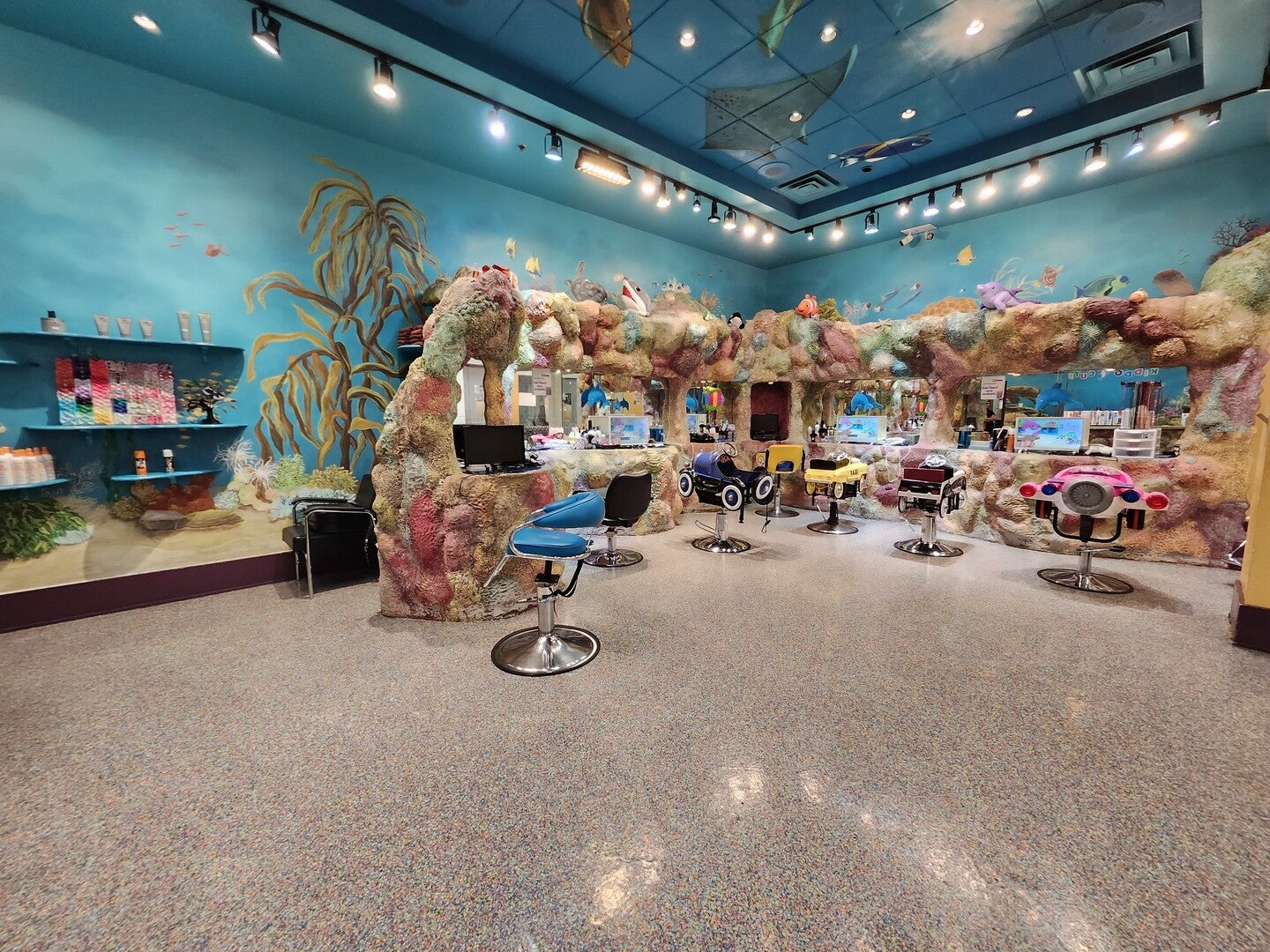 157 Yorktown Shopping Center H