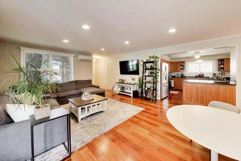 Tiny photo for 9717 S Avers Avenue, Evergreen Park, IL 60805 (MLS # 12717930)