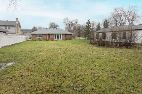 Tiny photo for 9901 W 57th Street, Countryside, IL 60525 (MLS # 12590092)