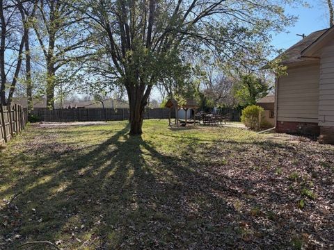 Tiny photo for 820 S 20th Street, Herrin, IL 62948 (MLS # 12601341)
