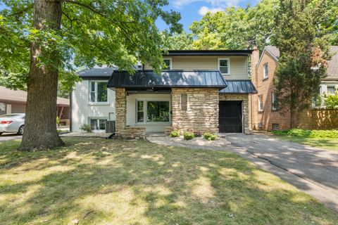 A home in Park Ridge