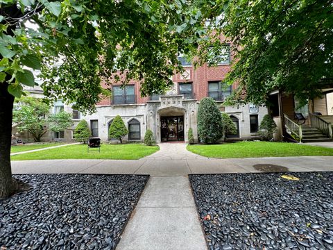 4427 N Seeley Avenue 412 Chicago IL 60625