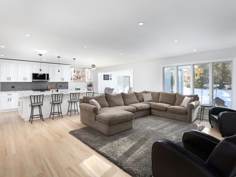 Tiny photo for 1310 Wintergreen Terrace, Batavia, IL 60510 (MLS # 12538635)