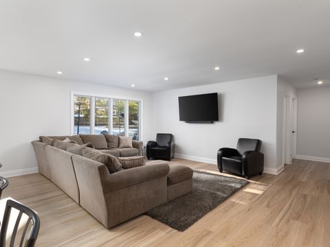 Tiny photo for 1310 Wintergreen Terrace, Batavia, IL 60510 (MLS # 12538635)