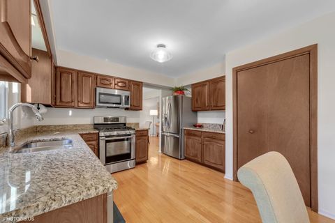 Tiny photo for 7832 Adams Street, Darien, IL 60561 (MLS # 12513711)