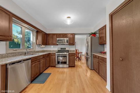Tiny photo for 7832 Adams Street, Darien, IL 60561 (MLS # 12513711)