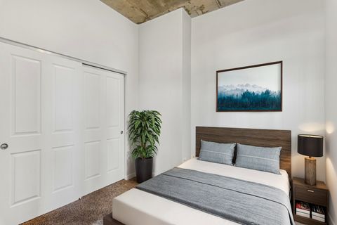 Tiny photo for 1464 S MICHIGAN Avenue #1009, Chicago, IL 60605 (MLS # 12628524)