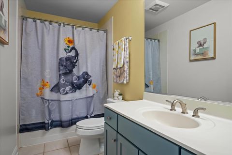 Tiny photo for 2531 Violet Street, Glenview, IL 60026 (MLS # 12534175)