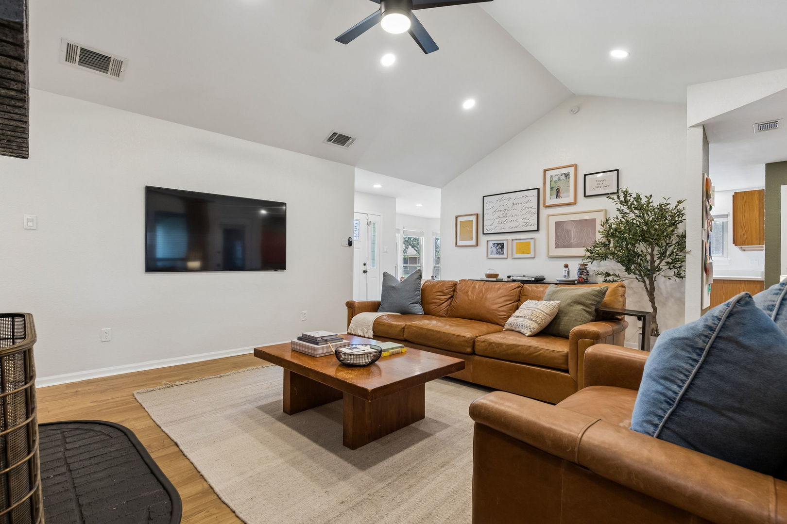 425 Kirkwood Drive
