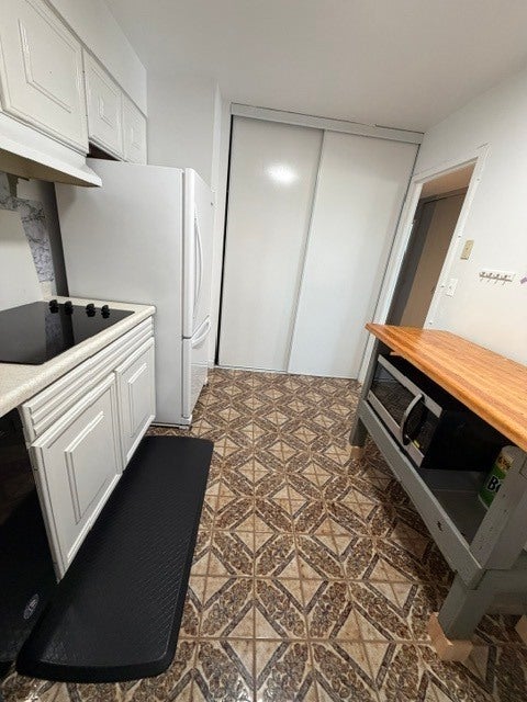 Tiny photo for 5855 N Sheridan Road #6G, Chicago, IL 60660 (MLS # 12728471)
