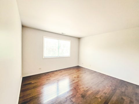 Tiny photo for 23 Willow Parkway, Buffalo Grove, IL 60089 (MLS # 12758322)