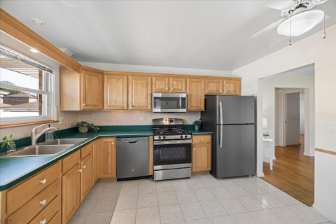 Tiny photo for 2341 Mayfair Avenue, Westchester, IL 60154 (MLS # 12791980)