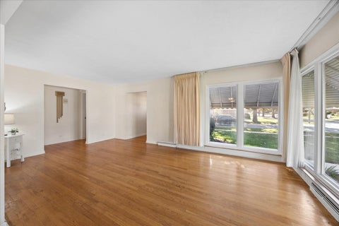 Tiny photo for 2341 Mayfair Avenue, Westchester, IL 60154 (MLS # 12791980)