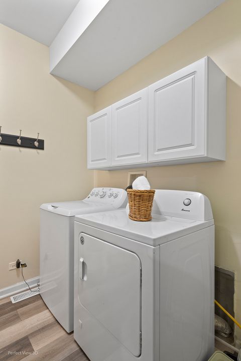 Tiny photo for 287 Jennifer Court, Gurnee, IL 60031 (MLS # 12462945)