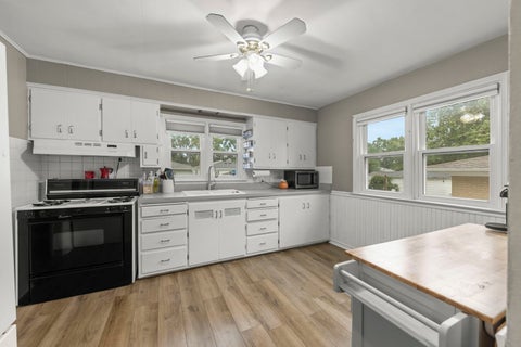 Tiny photo for 1207 Oregon Street, Joliet, IL 60435 (MLS # 12772027)