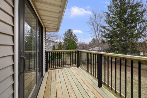 Tiny photo for 2501 E 34th Street Court, Davenport, IA 52807 (MLS # 12679677)