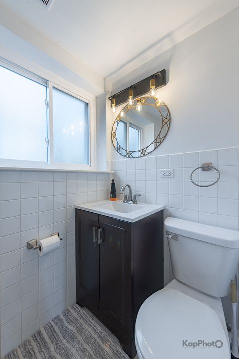 Tiny photo for 818 Brentwood Court, Schaumburg, IL 60193 (MLS # 12499940)