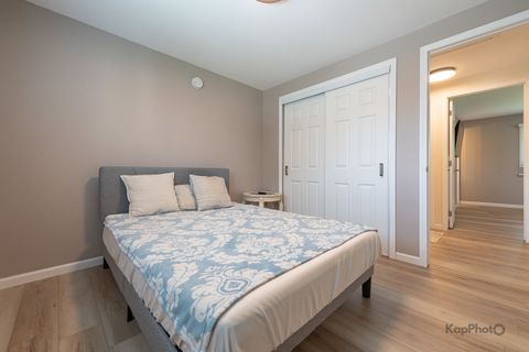 Tiny photo for 818 Brentwood Court, Schaumburg, IL 60193 (MLS # 12499940)