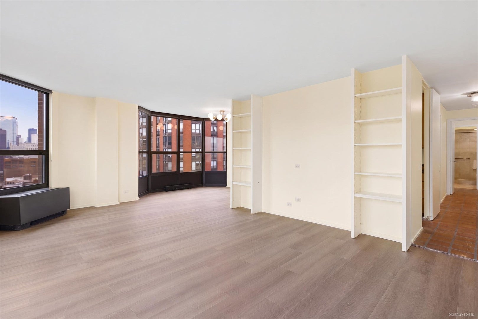 901 S Plymouth Court 1905