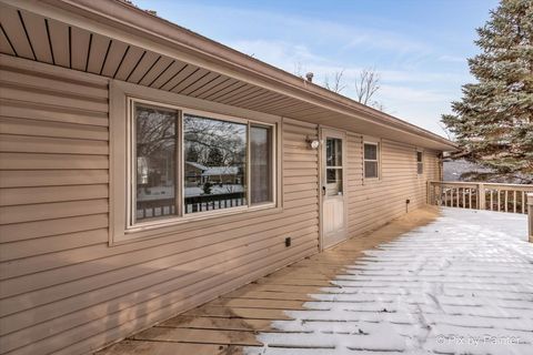 Tiny photo for 411 Krause Avenue, Streamwood, IL 60107 (MLS # 12537862)