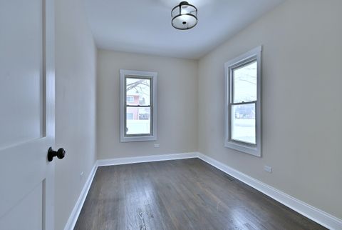 Tiny photo for 9016 Southview Avenue, Brookfield, IL 60513 (MLS # 12596063)