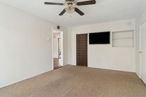 Tiny photo for 36 Crestview Terrace, Buffalo Grove, IL 60089 (MLS # 12519618)