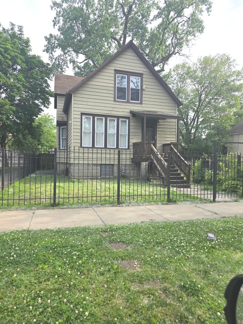101 W 110th Place
