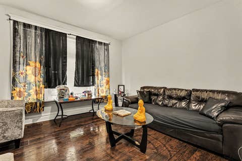 Tiny photo for 32 W 110th Place, Chicago, IL 60628 (MLS # 12649555)