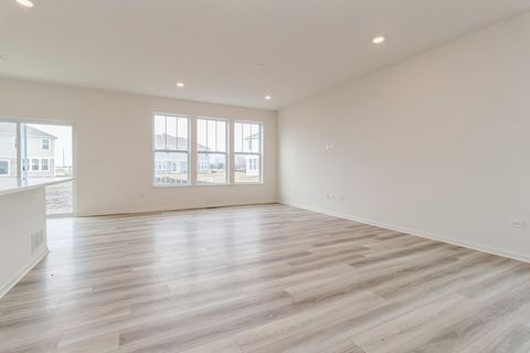 Tiny photo for 261 Red Oak Circle #1502, Volo, IL 60020 (MLS # 12322661)