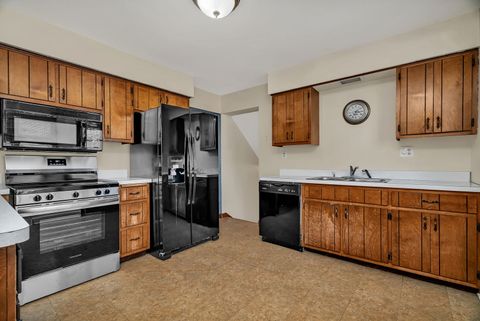 Tiny photo for 24055 S Lakeview Drive, Minooka, IL 60447 (MLS # 12517008)